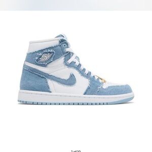 Woman's Blue and White High-Top Jordan 1's!!
